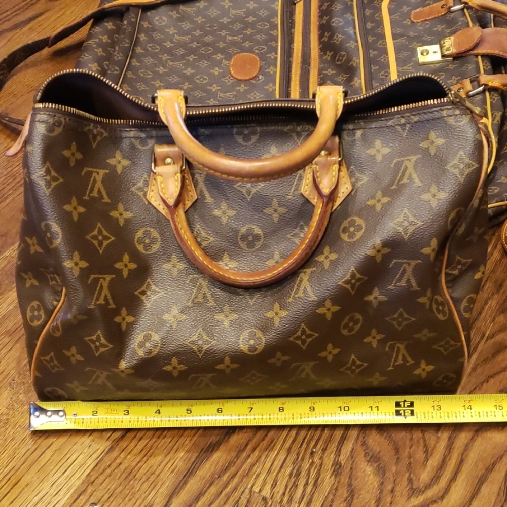 Louis Vuitton speedy 35